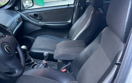 Chevrolet Niva I рестайлинг, 2012 год, 550 000 рублей, 9 фотография
