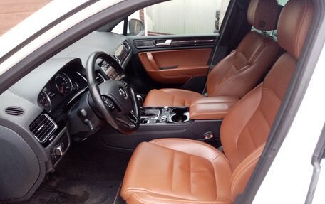 Volkswagen Touareg III, 2014 год, 2 350 000 рублей, 8 фотография