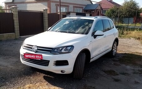 Volkswagen Touareg III, 2014 год, 2 350 000 рублей, 5 фотография