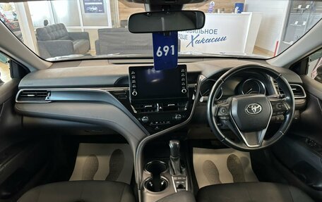 Toyota Camry, 2021 год, 3 199 900 рублей, 16 фотография