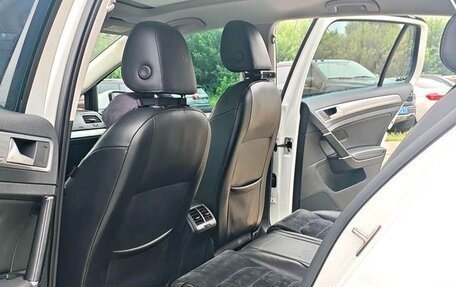 Volkswagen Golf VII, 2018 год, 1 600 887 рублей, 18 фотография