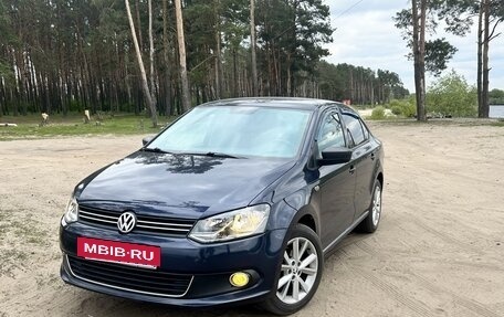 Volkswagen Polo VI (EU Market), 2011 год, 750 000 рублей, 4 фотография