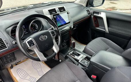 Toyota Land Cruiser Prado 150 рестайлинг 2, 2014 год, 3 130 000 рублей, 7 фотография