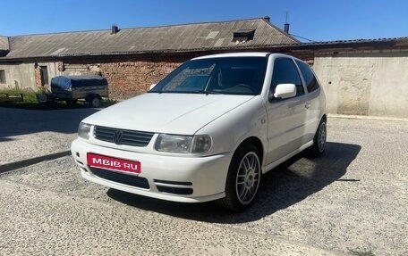 Volkswagen Polo III рестайлинг, 1998 год, 470 000 рублей, 1 фотография