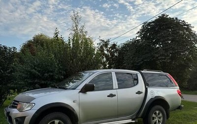 Mitsubishi L200 IV рестайлинг, 2010 год, 930 000 рублей, 1 фотография