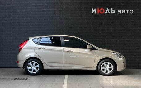 Hyundai Solaris II рестайлинг, 2011 год, 690 000 рублей, 4 фотография