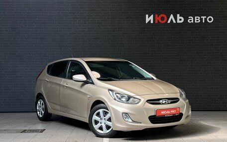 Hyundai Solaris II рестайлинг, 2011 год, 690 000 рублей, 3 фотография