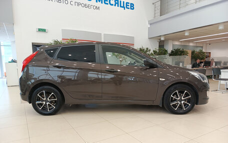 Hyundai Solaris II рестайлинг, 2015 год, 894 000 рублей, 4 фотография