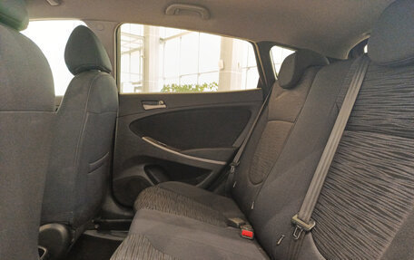 Hyundai Solaris II рестайлинг, 2015 год, 894 000 рублей, 12 фотография