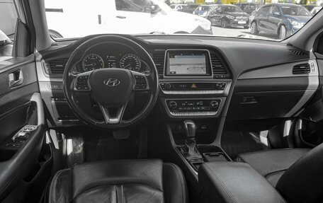 Hyundai Sonata VII, 2017 год, 2 100 000 рублей, 6 фотография