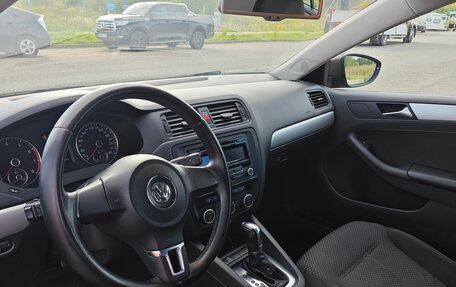 Volkswagen Jetta VI, 2012 год, 1 099 000 рублей, 7 фотография