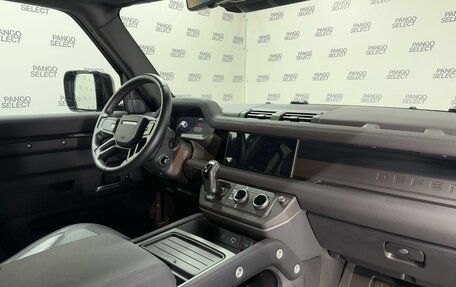 Land Rover Defender II, 2021 год, 6 300 000 рублей, 3 фотография