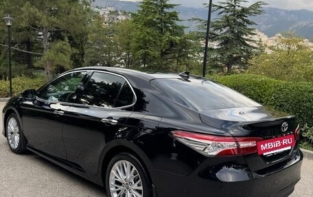 Toyota Camry, 2020 год, 3 450 000 рублей, 18 фотография