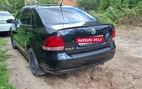 Volkswagen Polo VI (EU Market), 2011 год, 710 000 рублей, 2 фотография
