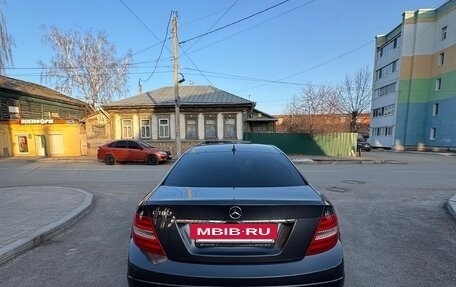 Mercedes-Benz C-Класс, 2013 год, 1 800 000 рублей, 4 фотография