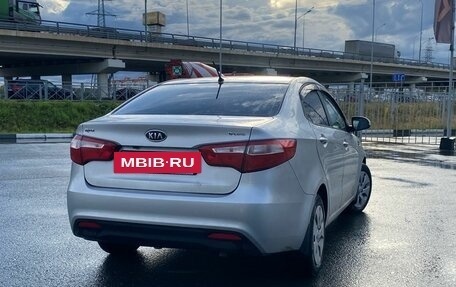 KIA Rio III рестайлинг, 2011 год, 620 000 рублей, 2 фотография