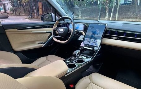 Geely Atlas, 2023 год, 1 615 000 рублей, 5 фотография