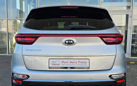 KIA Sportage IV рестайлинг, 2018 год, 2 399 000 рублей, 4 фотография
