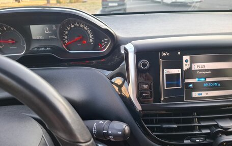 Peugeot 208 II, 2013 год, 680 000 рублей, 1 фотография