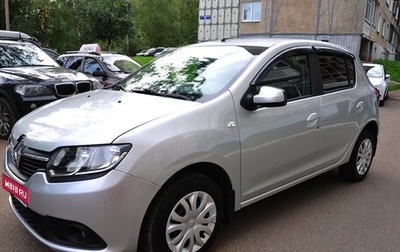 Renault Sandero II рестайлинг, 2018 год, 758 000 рублей, 1 фотография