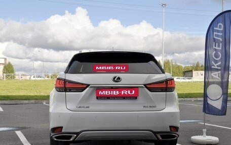 Lexus RX IV рестайлинг, 2021 год, 5 700 000 рублей, 10 фотография