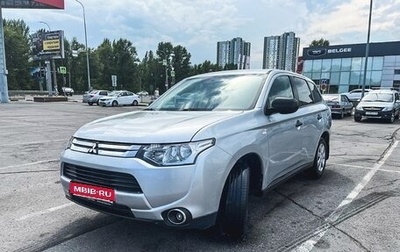 Mitsubishi Outlander III рестайлинг 3, 2014 год, 1 050 000 рублей, 1 фотография