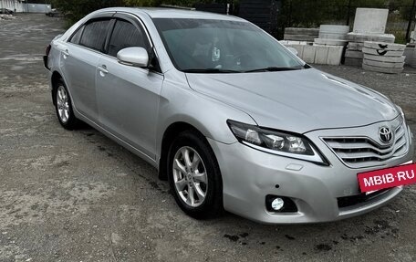 Toyota Camry, 2010 год, 870 000 рублей, 3 фотография
