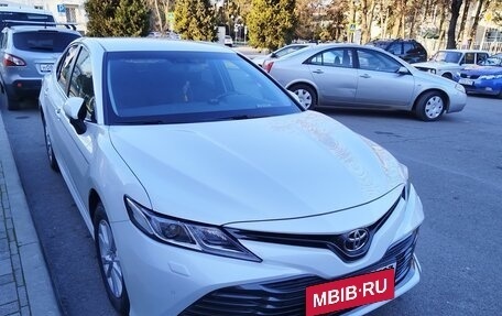 Toyota Camry, 2019 год, 2 629 000 рублей, 3 фотография