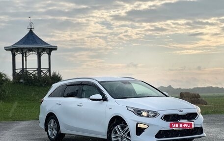 KIA cee'd III, 2021 год, 1 850 000 рублей, 2 фотография