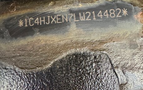 Jeep Wrangler, 2019 год, 3 580 000 рублей, 14 фотография