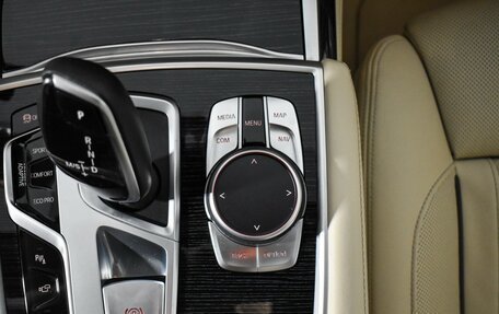 BMW 7 серия, 2019 год, 5 990 000 рублей, 13 фотография