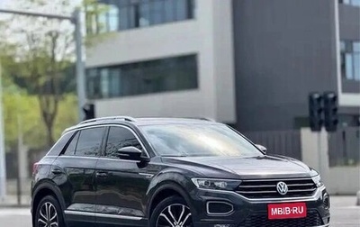 Volkswagen T-Roc I, 2022 год, 1 444 060 рублей, 1 фотография