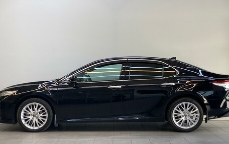 Toyota Camry, 2019 год, 2 700 000 рублей, 10 фотография