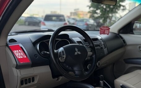 Mitsubishi Outlander III рестайлинг 3, 2007 год, 670 000 рублей, 5 фотография