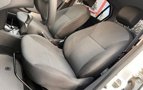 Renault Logan II, 2015 год, 720 000 рублей, 14 фотография