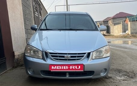 KIA Cerato I, 2005 год, 290 000 рублей, 2 фотография