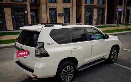 Toyota Land Cruiser Prado 150 рестайлинг 2, 2021 год, 6 560 000 рублей, 7 фотография