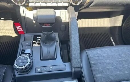 Toyota Tacoma, 2025 год, 7 000 000 рублей, 7 фотография