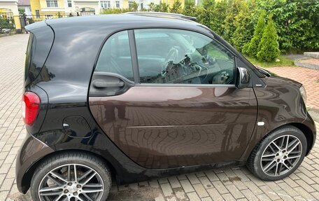 Smart Fortwo III, 2017 год, 1 885 000 рублей, 2 фотография