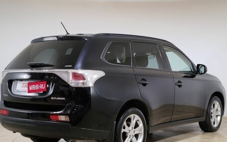 Mitsubishi Outlander III рестайлинг 3, 2012 год, 1 231 000 рублей, 5 фотография