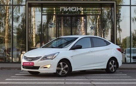 Hyundai Solaris II рестайлинг, 2015 год, 1 100 000 рублей, 1 фотография