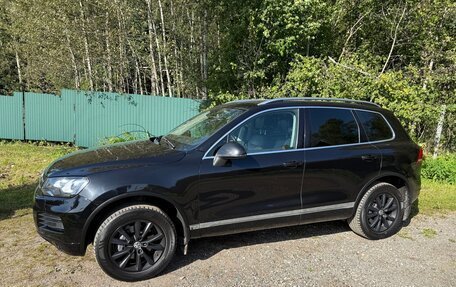 Volkswagen Touareg III, 2012 год, 1 950 000 рублей, 3 фотография
