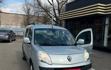 Renault Kangoo II рестайлинг, 2012 год, 990 000 рублей, 5 фотография