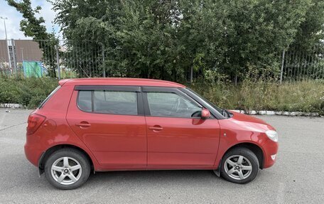 Skoda Fabia II, 2014 год, 900 000 рублей, 3 фотография