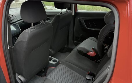 Skoda Fabia II, 2014 год, 900 000 рублей, 7 фотография
