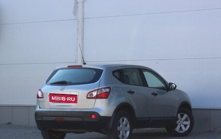 Nissan Qashqai, 2011 год, 865 000 рублей, 2 фотография