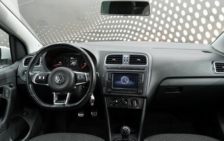 Volkswagen Polo VI (EU Market), 2018 год, 1 111 000 рублей, 9 фотография