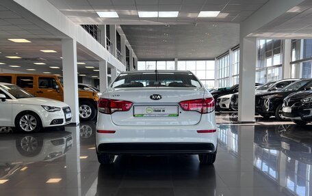 KIA Rio III рестайлинг, 2016 год, 995 000 рублей, 4 фотография