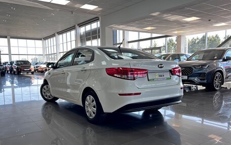 KIA Rio III рестайлинг, 2016 год, 995 000 рублей, 6 фотография