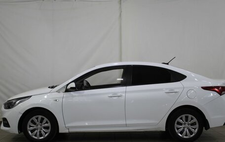 Hyundai Solaris II рестайлинг, 2017 год, 875 000 рублей, 12 фотография